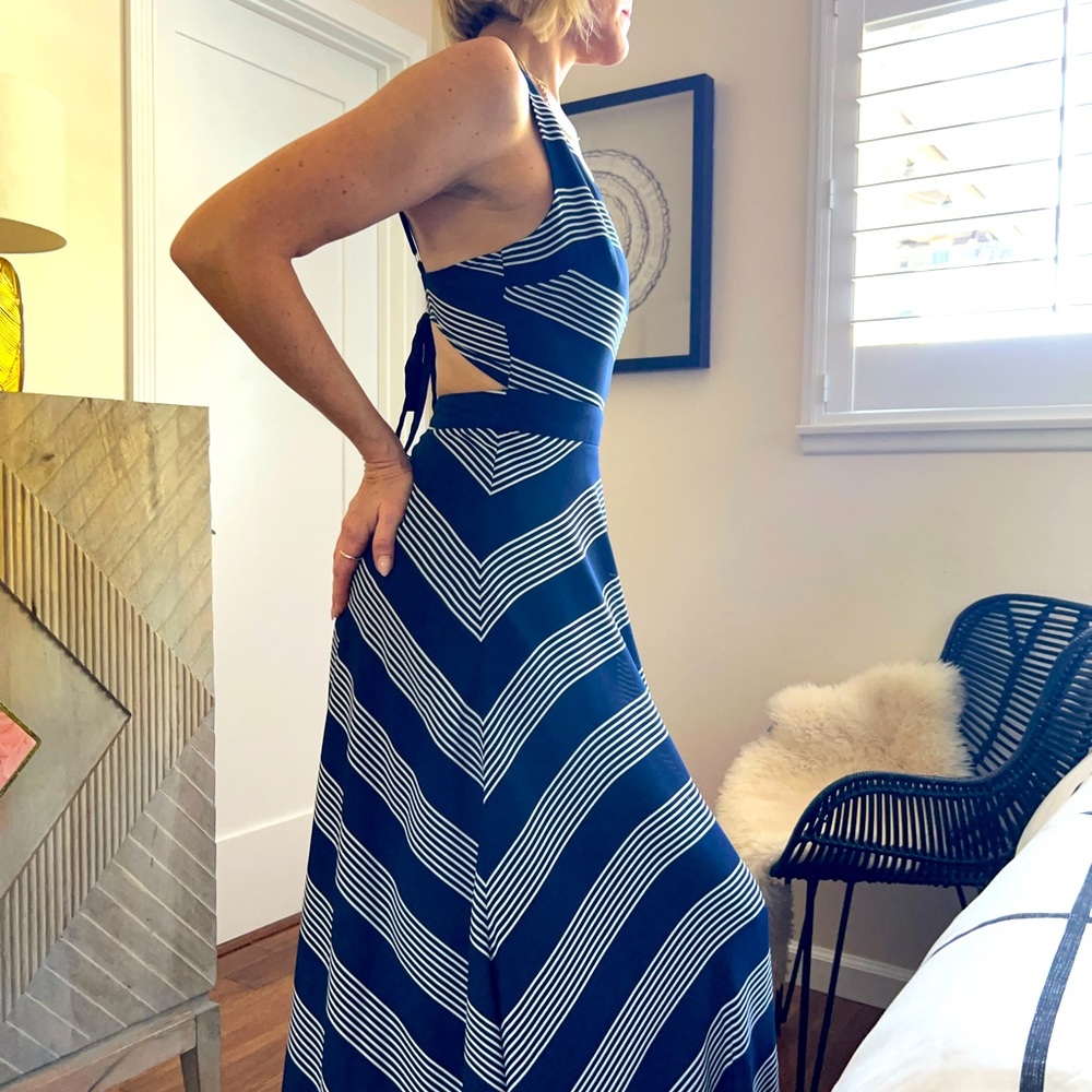 LIKE NEW! Maxi dress